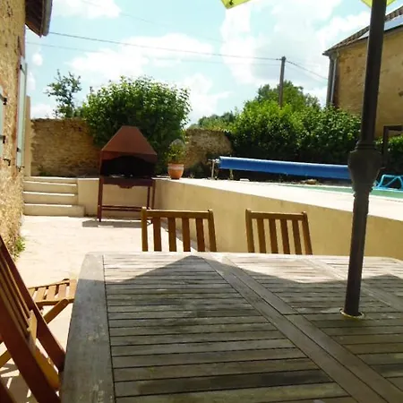 Couette-café La Fralinette 3*