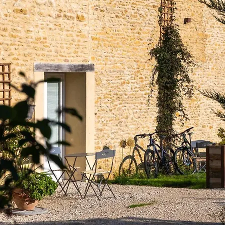 La Fralinette Oda ve Kahvaltı 3*